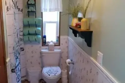 Image de 3 bdrm home & 2 Free shows tix. Vet & Fr discounts