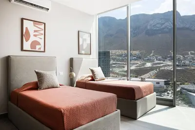 Image de Modern apt 2 min from Us consulate