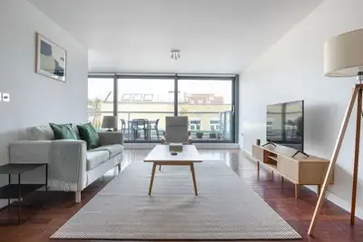 Image de Terrific Shoreditch 2br Penthouse w/ Balconies, nr Tube, by Blueground