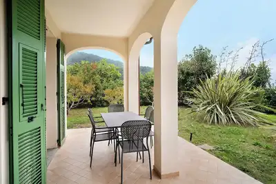Image de Appartement \"Vallebona\" avec terrasse privée et Wi-Fi
