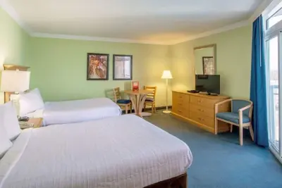 Image de Oceanview Room  2 Queen Beds: 12th Floor