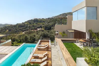 Image de New Modern Sea view Villa Complex with private pool & outdoor shower