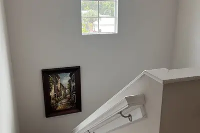 Image de Private pool, 15 minutes to the beach and minutes to beautiful parks for hiking\n