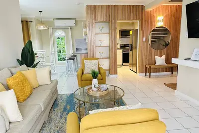 Falcon Oceanview3BRCondo/Free Airport Transport/5minsWalkToBeach/Gated/Security