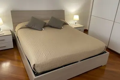 Image de Max's Apartment Cin It082053c205jk6kk7