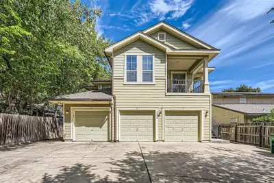 Image de Newly Designed 3/2 Townhouse close to Domain / Dt / Sxsw Top Spots!