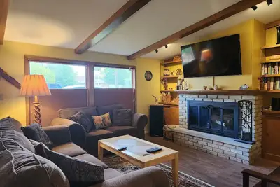 Image de Alloro Home \/ 2 Br Neighborhood Home, 1 mi to Mayo Clinic