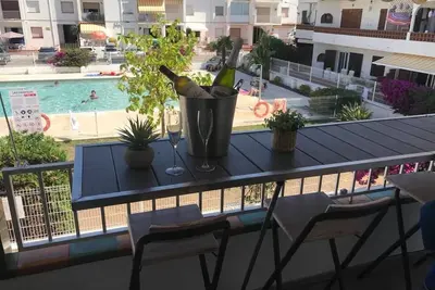 Le Canola Empuriabrava Port - Vue Piscine - Plage 500m - Parking privé gratuit