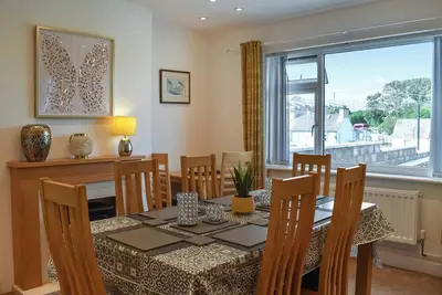 Image de 4 chambres à coucher à Amlwch