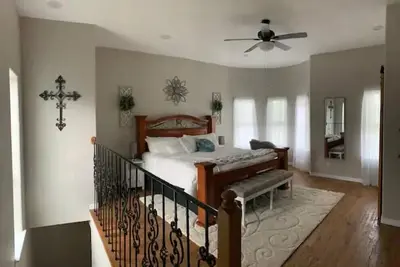 Image de Cozy Country Castle Retreat