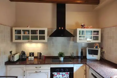 Image de Casa con Piscina Entre Viñedos