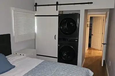 Image de Peaceful, Relaxing  Vacation starts. Close to the beach and downtown.