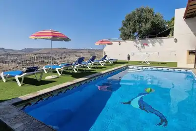 Image de Modern 4-Bed Home in Ix-Xaghra, Valley view Pool