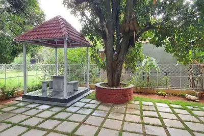 Image de Ss Lumina Villa is located in Jade Garden, Bangalore surrounded with lush green.