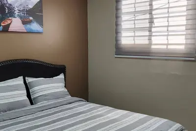 Image de Your Layover- 6 Mins to the Airport fully equipped for Short and Long Stays