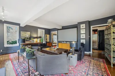 Image de Chicago Home w/ Hot Tub < 2 Mi to Wrigley Field