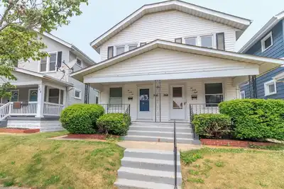 Image de Centrally Located Cozy Townhome