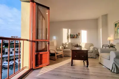 Image de Apartamento con Vistas al Puerto de Llanes