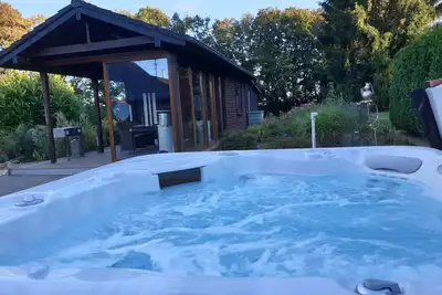 Image de Villa with jacuzzi and sauna - surrounded by meadows, fields and forests