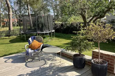 Image de Spacious villa with large garden near beach, shops and golf
