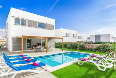 Image de Villa Marinda - Quatre Chambres Villa, Couchages 4