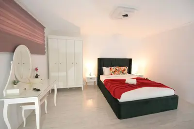 Image de Luxury Metropolitan Apartment in Old Town of Bucharest.