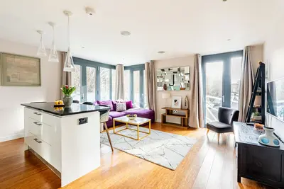 Image de Clean & Modern 2-bedroom/2-bathroom by Portobello Road & Market, Notting Hill.