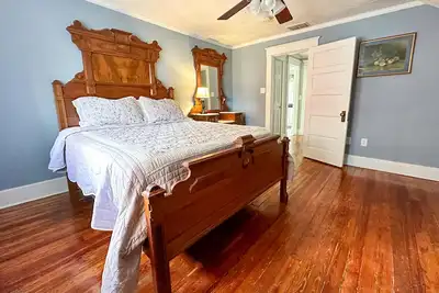 Image de Spacious craftsman home in downtown Staunton Virginia