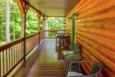 Image de Secluded Cabin w/ On-Site Creek + Trails!