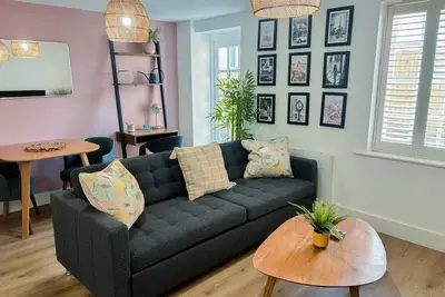 Appartement-Confort-Vue sur Jardin-Salle de bain privée séparée-Regency Court