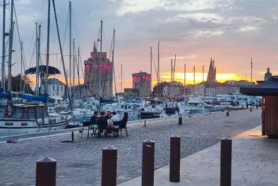 Image de Maison Centre Village proche La Rochelle 4 chambres · 9 couchages