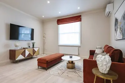 Image de Marble Arch Suite 1-Hosted by Sweetstay
