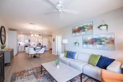 Image de Ocotillo Luxury Condo.