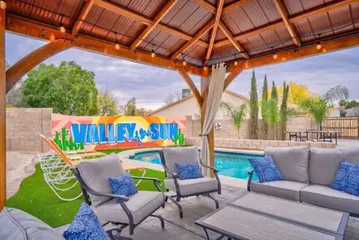 Image de Ultimate PLAYcation•Walk to Bruno Mars•Pool•Spa