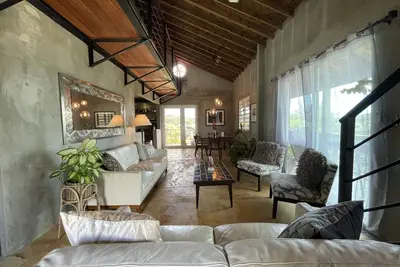 Image de Villa in Vieques sleeps 6 –– Casa Pelicano. Newly reconstructed concrete home.