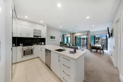 Image de Luxurious & Spacious Living w/ Breathtaking Views