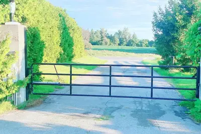 Image de Large Estate 3 Bedroom luxury Villa