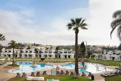 Image de Maison de vacances 'Ema Clube em Albufeira ' avec piscine, Wi-Fi et climatisation