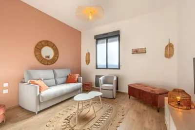 Image de Maison spacieuse 8 pers avec équipements modernes et garage, proche Compiègne et Parc Astérix