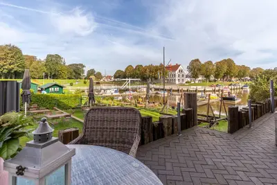 Image de Willkommen im Paradies am Wasser: Ferienhaus Poller 23 am Tönninger Hafen
