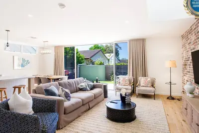 Image de Camellia - Pet Friendly - 3 Min Walk to Centre of Berry