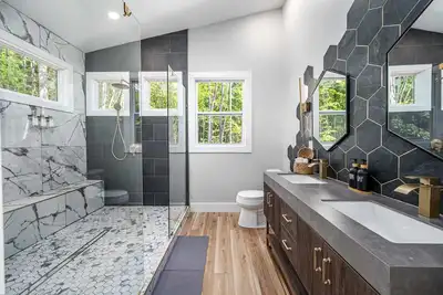 Image de Cozy Beehive Treehouse