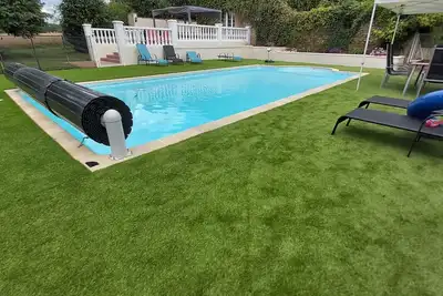Image de Gîte à La Maison du Bos un environnement rural tranquille avec piscine privée