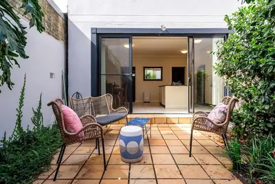 Image de Glenmore Court Spacious and Central by the Harbour