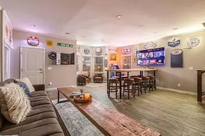 Image de Brady St. Retreat - Where Families & Groups Gather