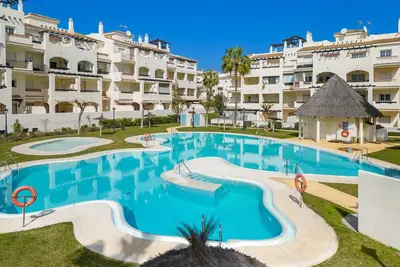 Image de 8. Duquesa Apartment – Ground Floor with Two Big Terraces & Pool