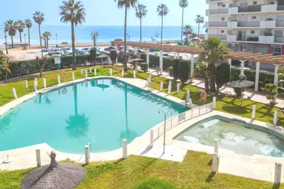 Image de 28. Rooftop apartment 155m to the beach in Sabinillas