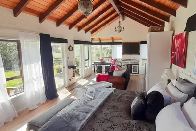 Image de Romantic getaway in Te Arai - Peace, Tranquility and Views
