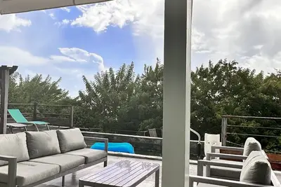 Villa Ocean Blue, avec piscine et bain de soleil proche de toutes les plages