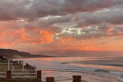 Image de Charming & Luxurious Casita by the Sea!
